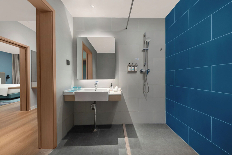 Bathroom 5, Holiday Inn Express WAWU MOUNTAIN by IHG, Meishan