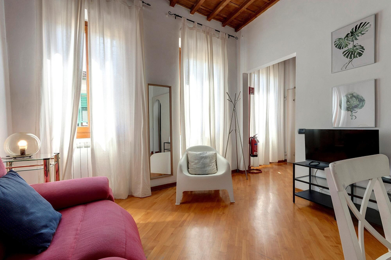 Room 5, Santa Maria 10 in Firenze, Florence