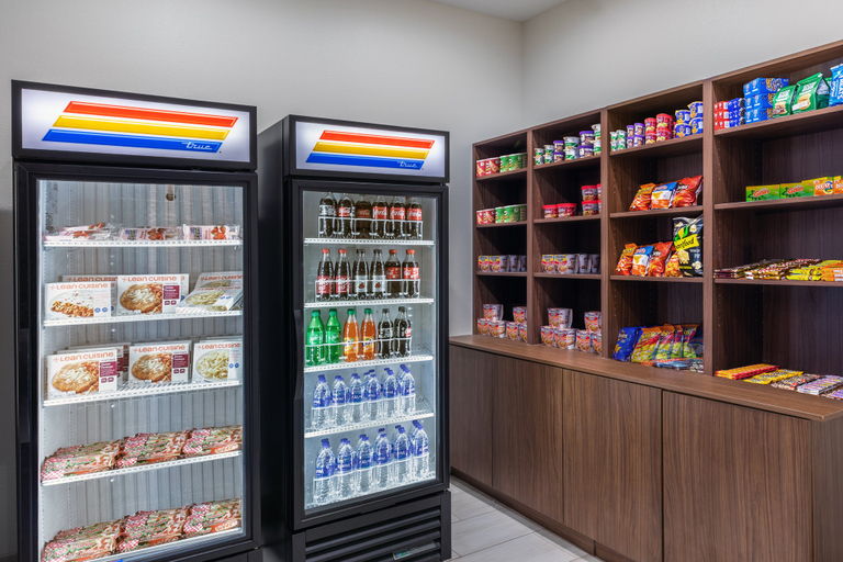 Food & Drinks 5, Holiday Inn Express & Suites VIDOR SOUTH by IHG, Orange