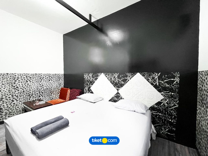 Bedroom 18