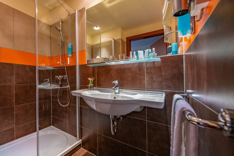 Bathroom 4, Relax Resort Kreischberg, Murau