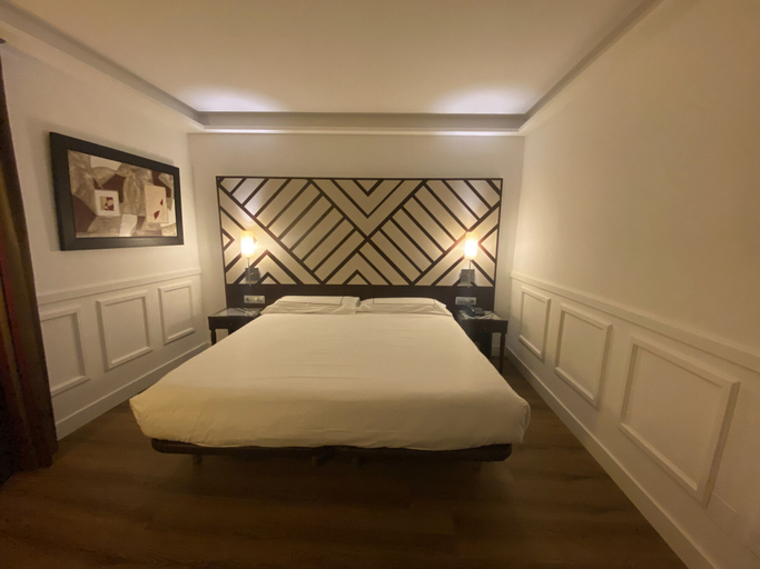 Bedroom 3, Atrio, Valladolid