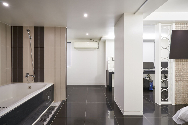 Bathroom 4, Show Hotel, Pyeongtaek