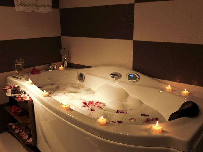 Bathroom 3, One to One Hotel & Apartments, El Metn