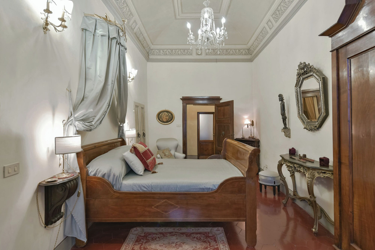 Bedroom 3, Palazzo Coli Bizzarrini, Siena