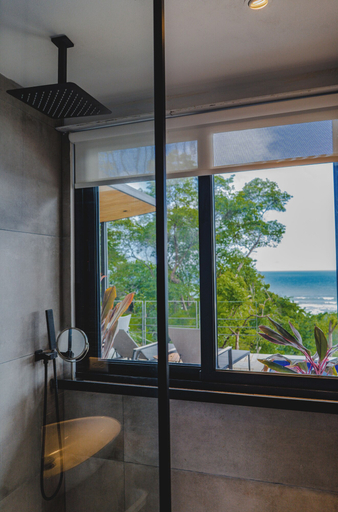 Bathroom, LeSuite Santa Teresa, Puntarenas