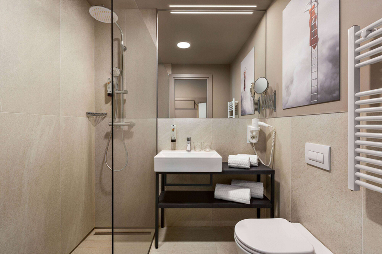 Bathroom 5, Amedia Milano - Trademark Collection by Wyndham, Milano