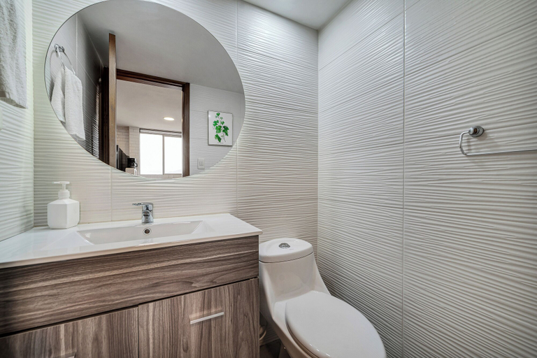 Bathroom 3, Apartamentos Alcazar Oviedo byHOUSY HOST, Medellín