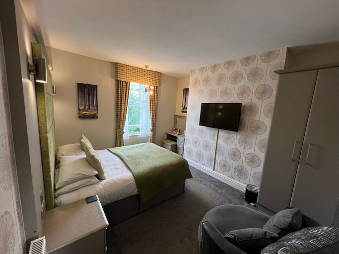 Bedroom 2, Lawton & Lauriston Court, Conwy