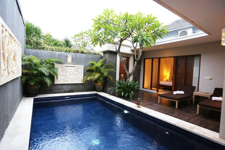 Swimming Pool 1