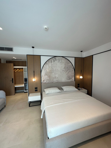 Bedroom 2, Hotel Colosseum, Sarandës