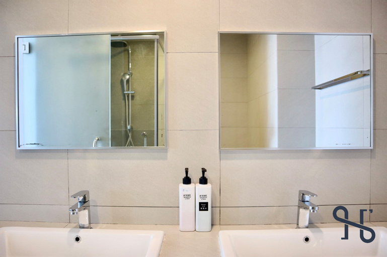 Bathroom 4