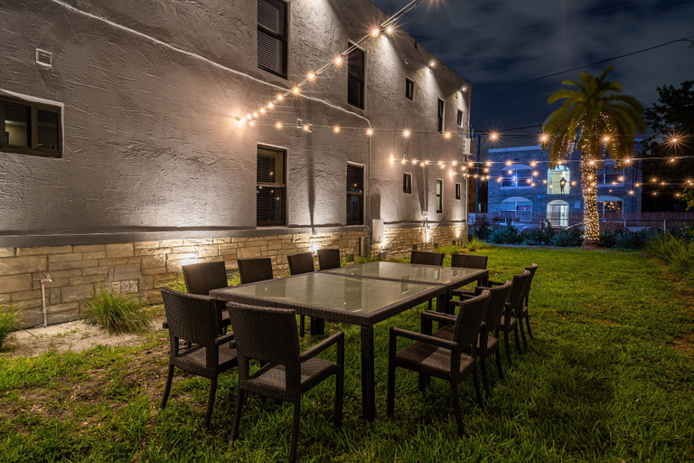 Food & Drinks, Incredible Apt near downtown Miami, Miami-Dade