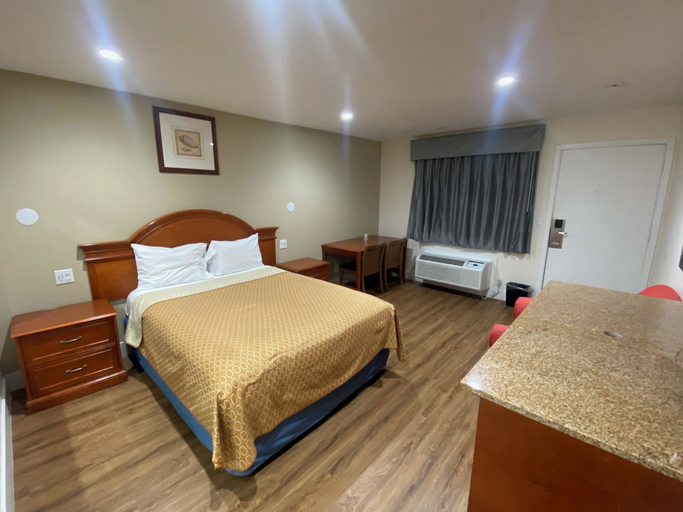Bedroom 2, Royale Inn Motel, Los Angeles