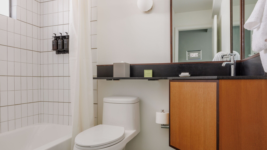 Bathroom 4, Trailborn Rocky Mountains Outpost, Larimer