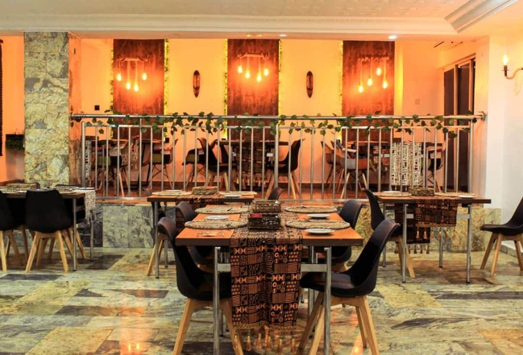 Food & Drinks 5, 3J's Hotels & Apartments, AbujaMun