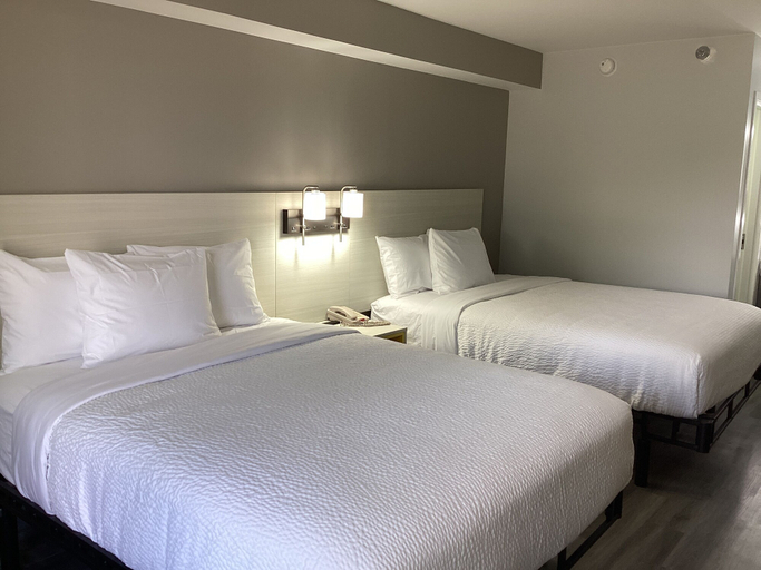 Bedroom 5, Days Inn by Wyndham Baltimore Northwest, Baltimore