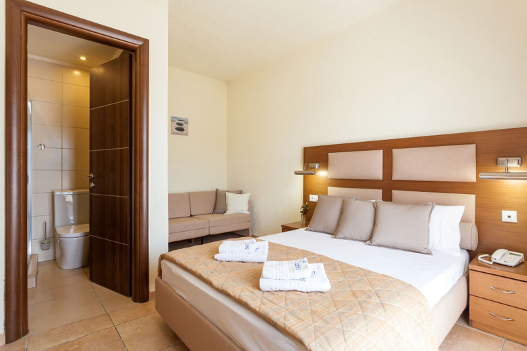 Bedroom 3, Blue Green Bay, Thessaly