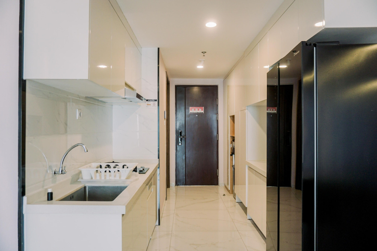 Bathroom 3, Homey And Spacious 3Br At Sky House Bsd Apartment, Tangerang Selatan