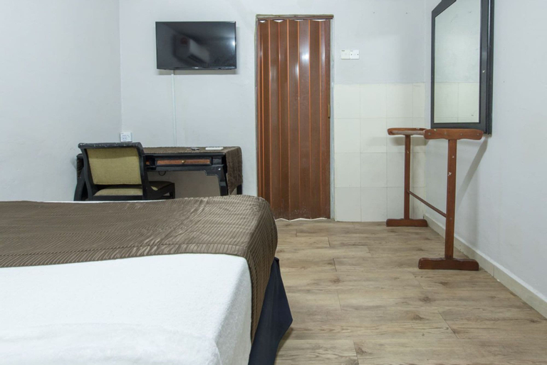 Bedroom 15