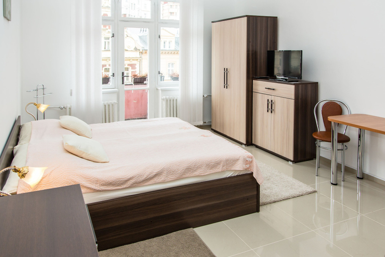 Bedroom 4, Madonna Apartments, Karlovy Vary