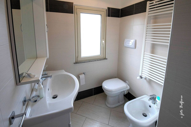 Bathroom, Nonna Maria, Messina