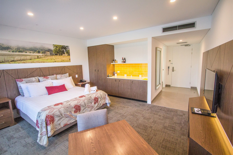 Bedroom 13