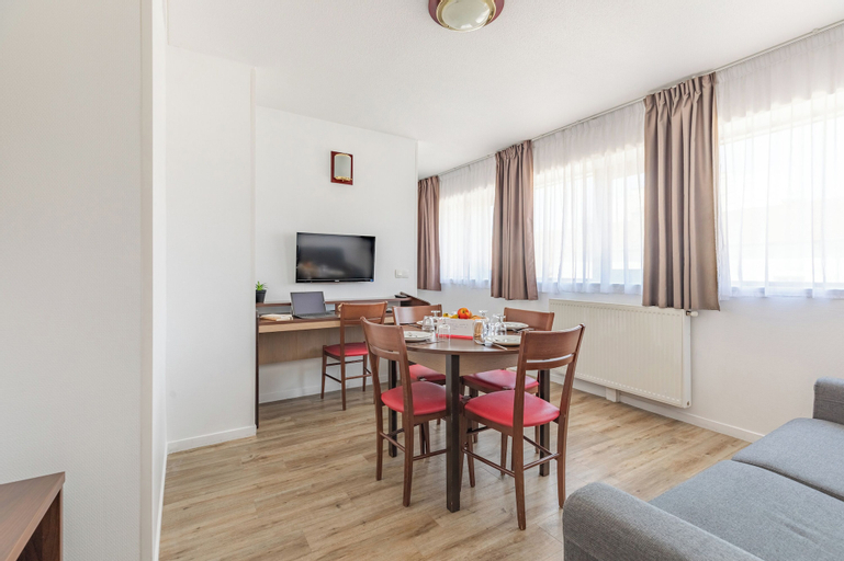 Dining Room 20