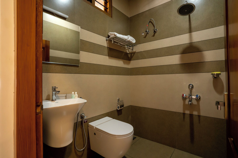 Bathroom 4