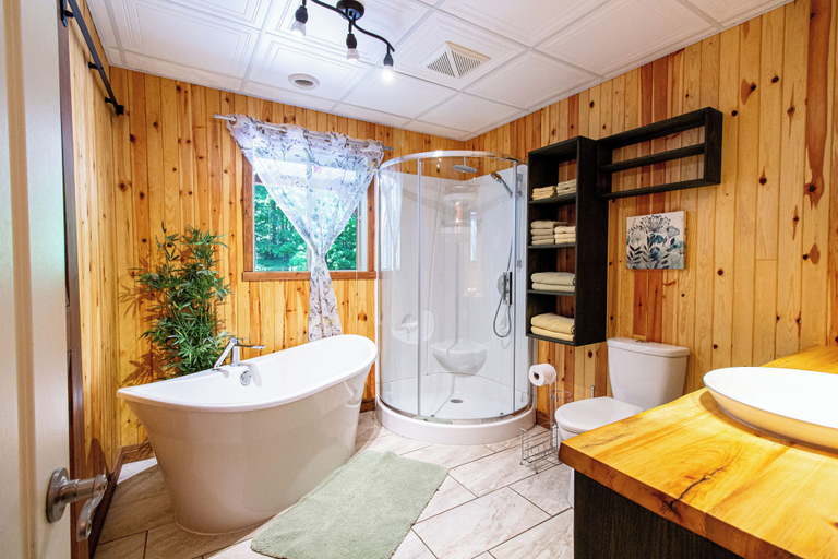 Bathroom, Les Chalets Tourisma - Le Chasse-Galerie, Portneuf