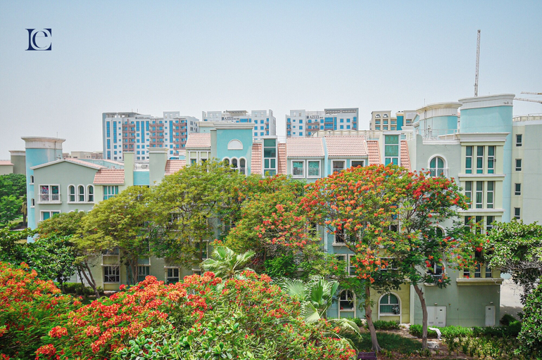 Others 4, Eddie - Comfortable spacious Studio, Dubai