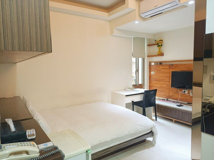 Bedroom 2, Tianmu Star hotel, Taipei City