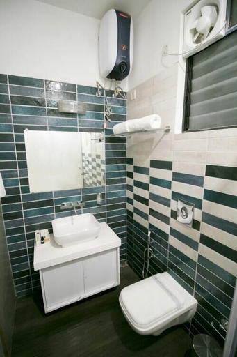 Bathroom, The Regal Boutique Hotel, East Sikkim