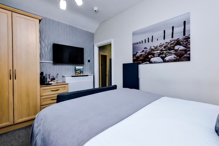 Bedroom 2, Lawton & Lauriston Court, Conwy
