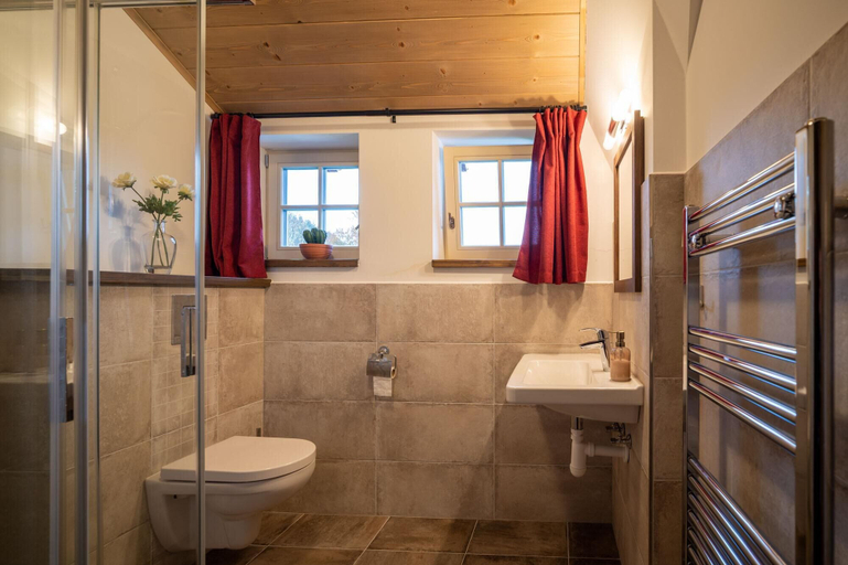 Room 4, Vysoke nad Jizerou Kkh070, Semily