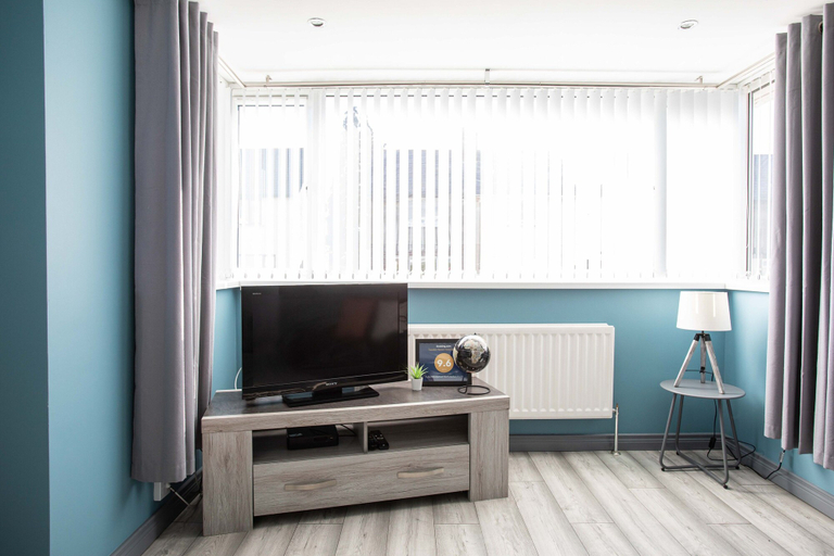 Others 5, Fully Refurbished North Belfast Home, Belfast