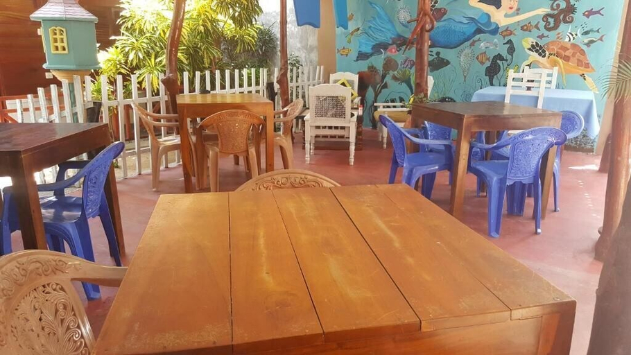 Food & Drinks, Canoe Beach Resort, Tangalle