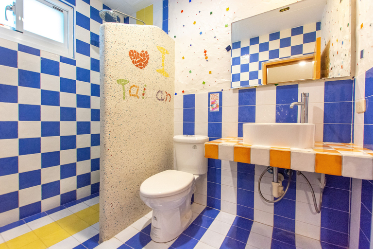 Bathroom 4, Ocean Star B&B, Pingtung