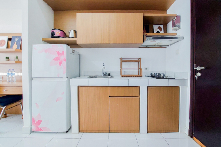 Others 4, Warm And Enjoy Living Studio Casa De Parco Apartment, South Tangerang