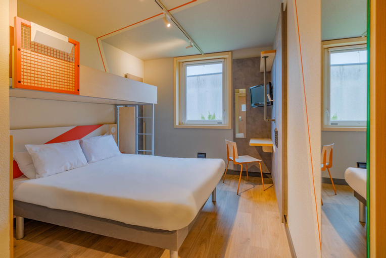 Bedroom 5