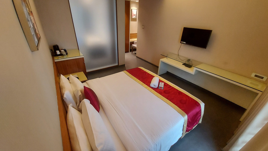 Bedroom 3, The Byke Delotel, Mumbai Suburban