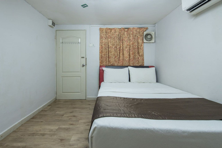 Bedroom 16