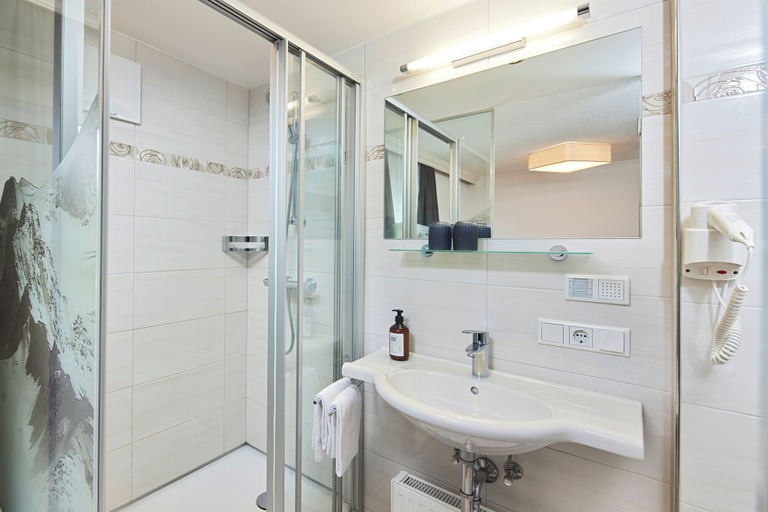 Bathroom 4, Hotel Gasthof Siggen, Zell am See