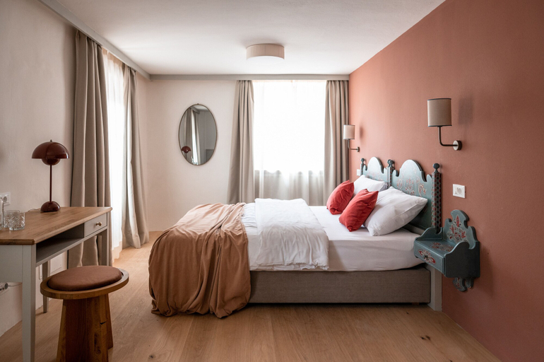 Bedroom 3, Pension Leuchtenburg, Bolzano