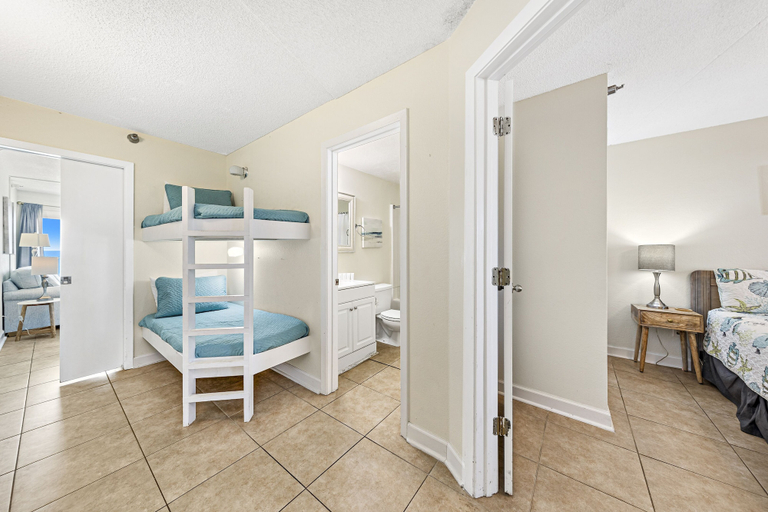 Bedroom 2, Emerald Skye 54, Baldwin