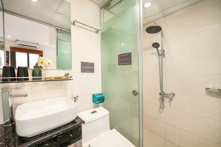 Bathroom 3, TrangTrang Classy Hotel, Hoàn Kiếm