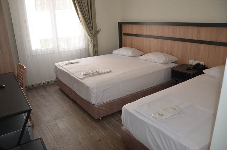 Bedroom 2, Piyes Otel, Antalya