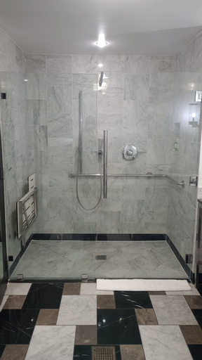 Bathroom 13