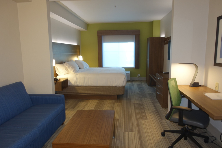 Bedroom 5, Holiday Inn Express & Suites BRENTWOOD by IHG, Contra Costa