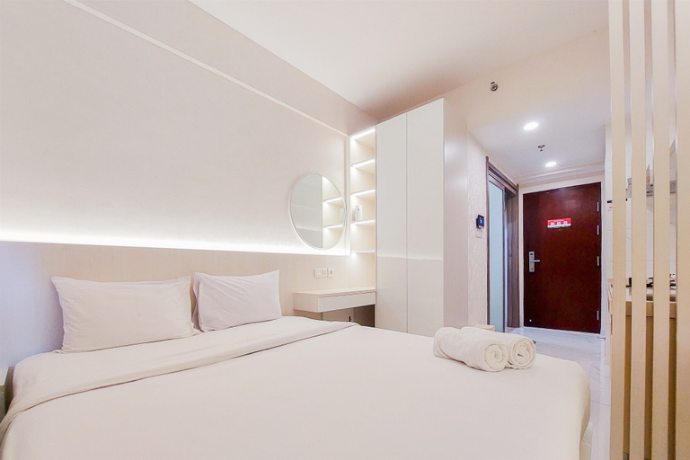 Bedroom 5, Comfy Designed And Modern Studio At Sky House Bsd Apartment, Tangerang Selatan